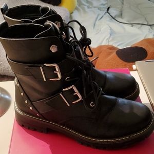 So Finleyy Black Boots